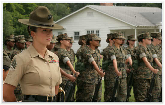Woman_Marine-Drill_Instructor-Marine_Cor