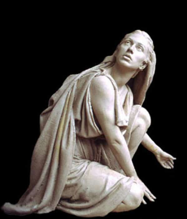 Mary_Magdalene_sculpture